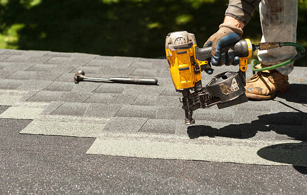 Best Roof Gutter Cleaning  in Red Springs, NC
